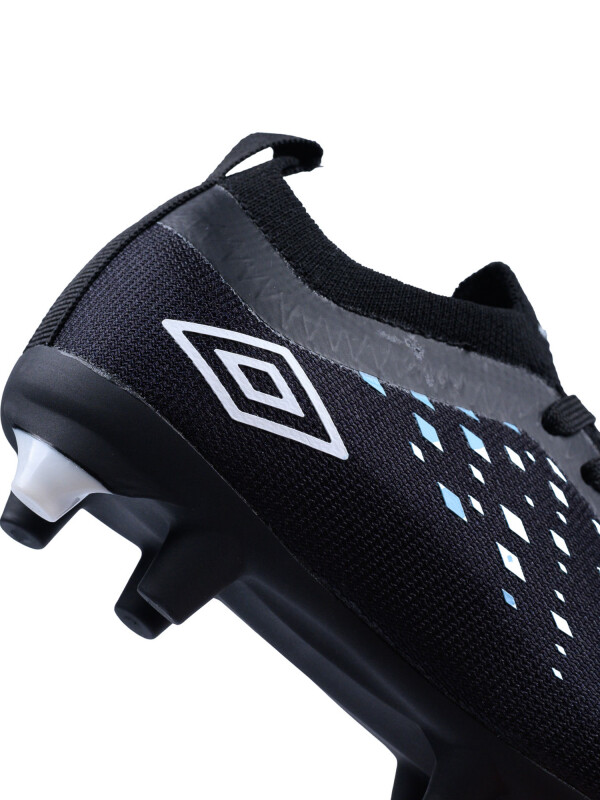 Calzado Limit HG Umbro Junior 2d7