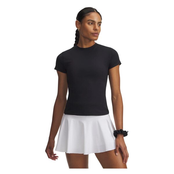 REMERA UA MOTION FITTED SS Mujer 6012290-001 Negro