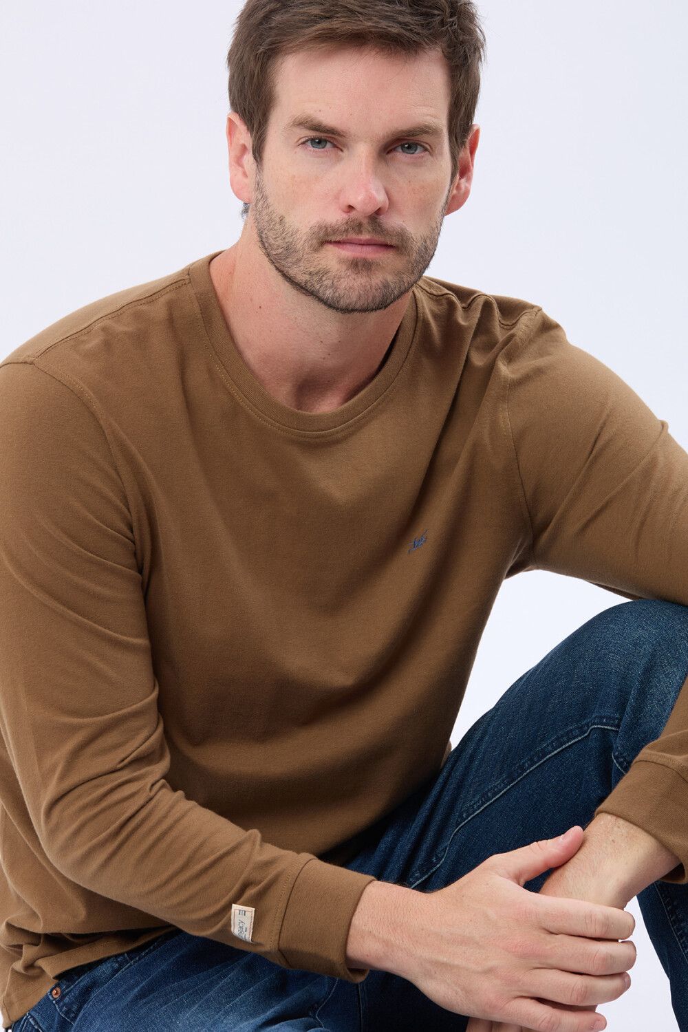 REMERA LISA DE ALGODÓN Mostaza