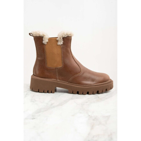 Bota Cuero Con Corderito Camel