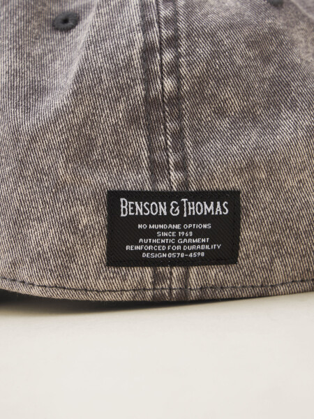 HAT NUQUI GRIS OSCURO