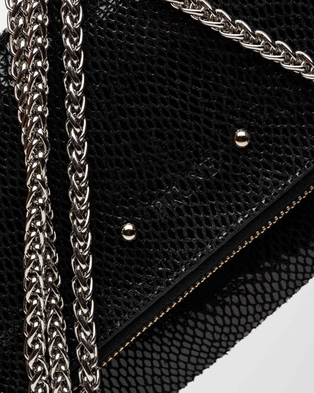 Mini Bag Honey En Cuero Snake Print Metalizado Negro