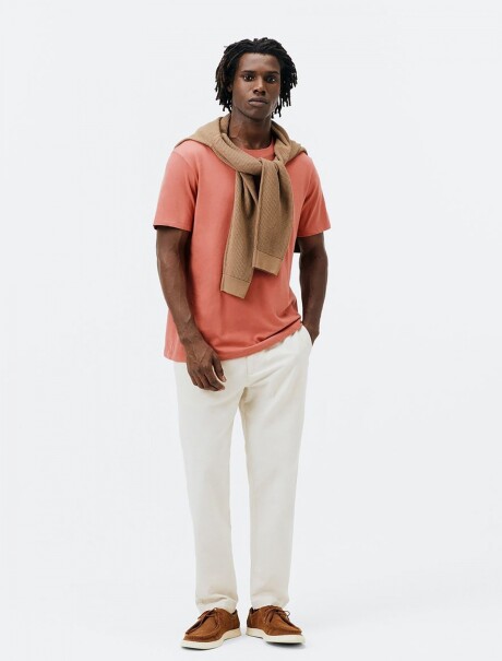 CAMISETAS BÁSICAS REGULAR WORLD ROSADO