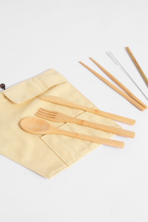 Set de cubiertos bamboo con estuche canvas beige