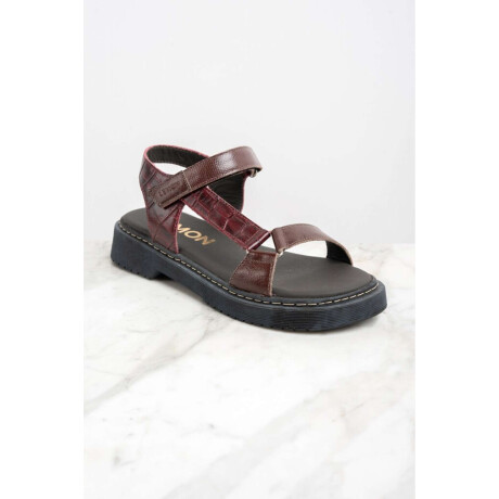 Sandalia Cuero Combinada Bordeaux
