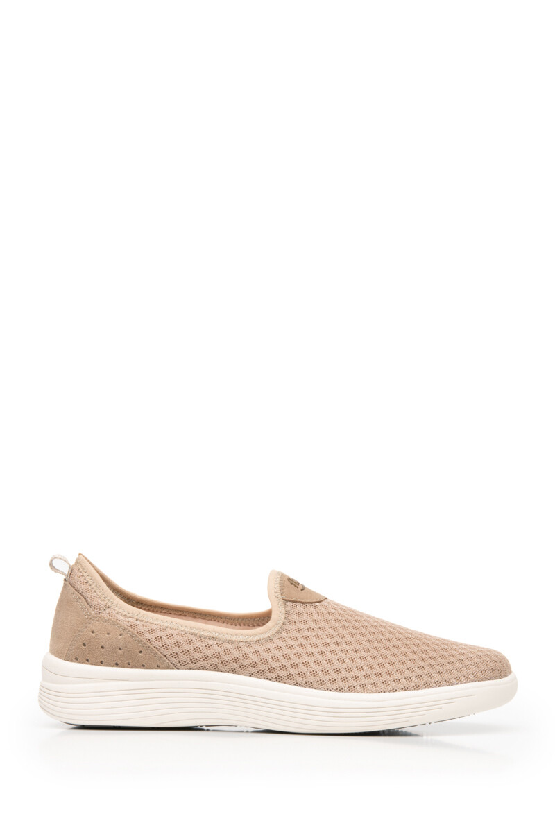 Slip On De Malla Flexi Beige