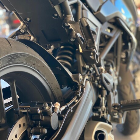 Voge R125 Negro