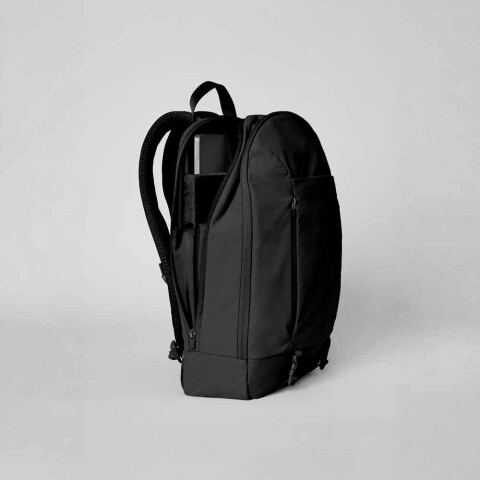 Mochila The Sleek Backpack Unisex Black