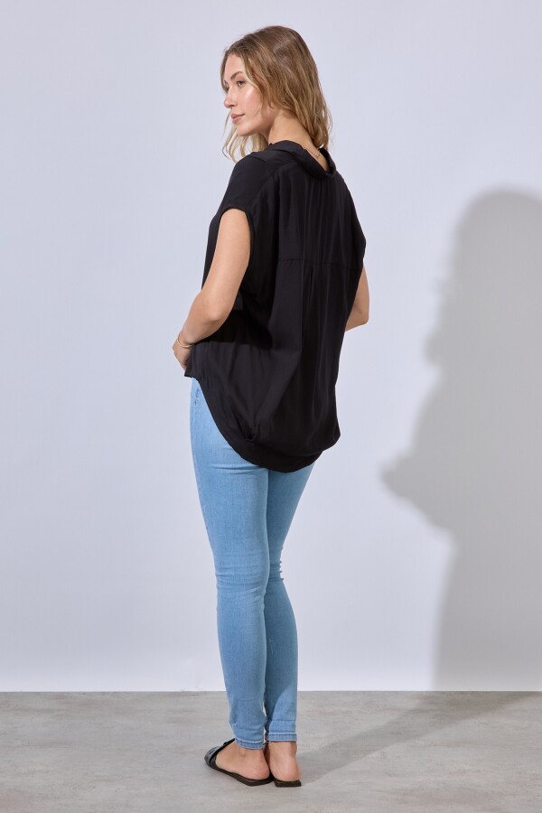 Blusa Escote V NEGRO