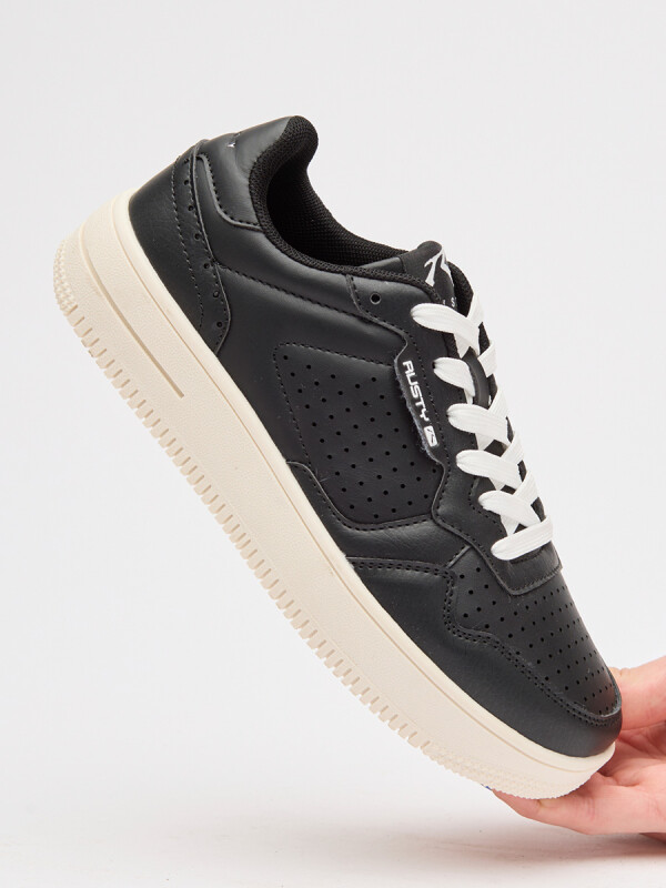 CHAMPIONES GERN RUSTY Negro