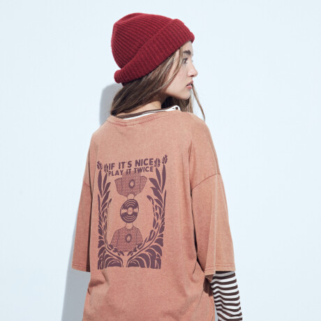 REMERA FRAXINUS Ladrillo