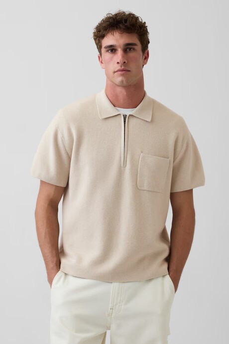 Buzo Tipo Polo Manga Corta Hombre Regular Grey 688