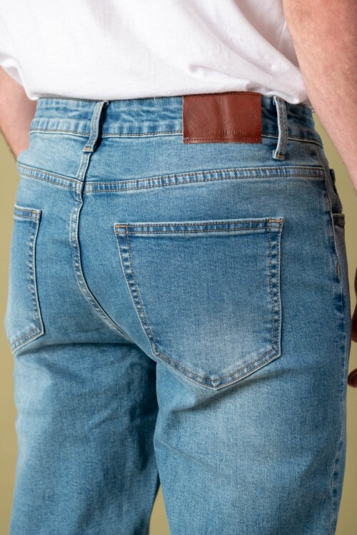 Jean Relaxed fit Azul claro