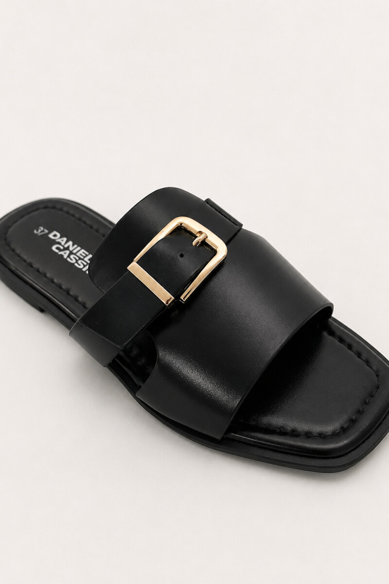 SANDALIA FLOREN Negro