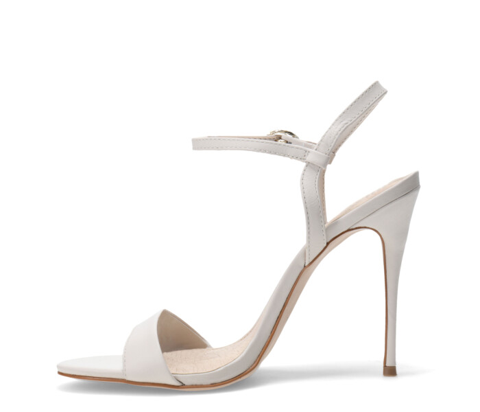 Sandalia c/hebilla Off White