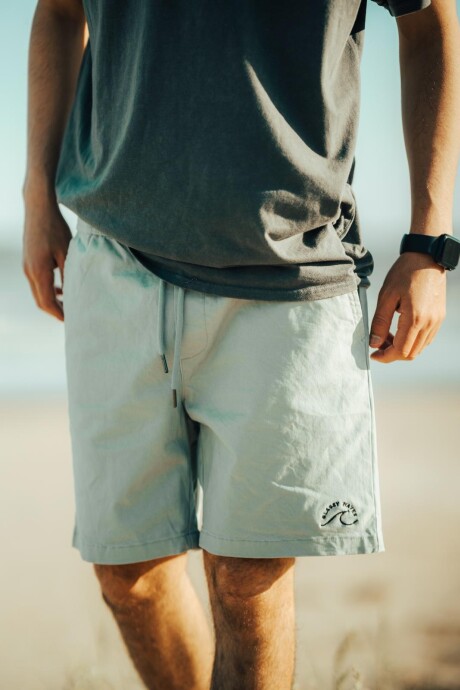 BERMUDA ESSENTIAL / Verde U