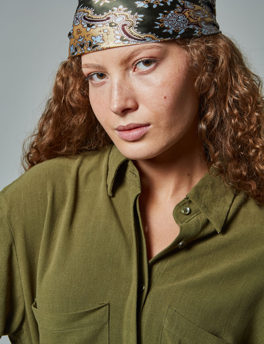 Camisa lino oversize oliva