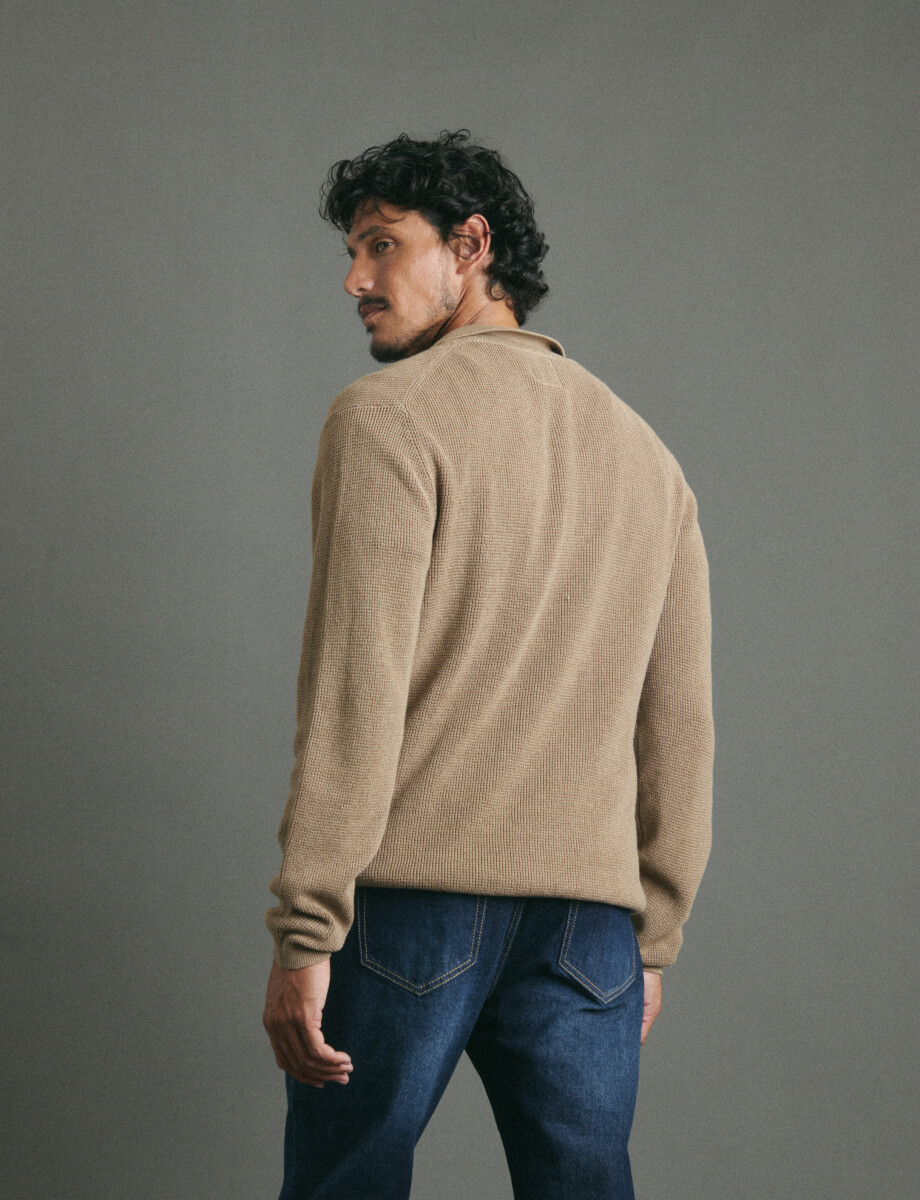 470576 REMERA HARRY Camel