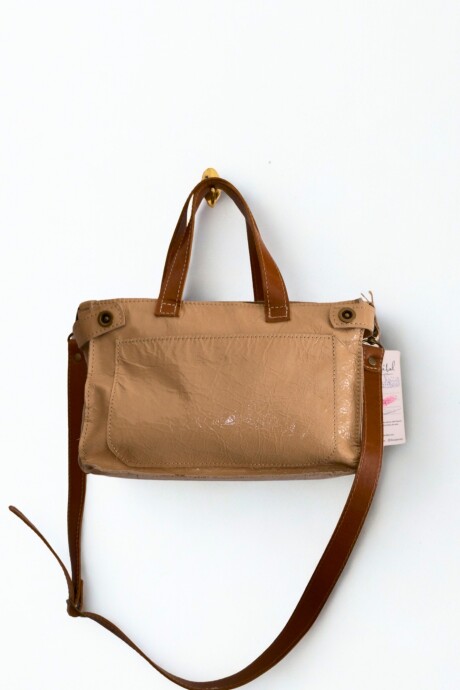 Cartera Big Picoola Beige Charol