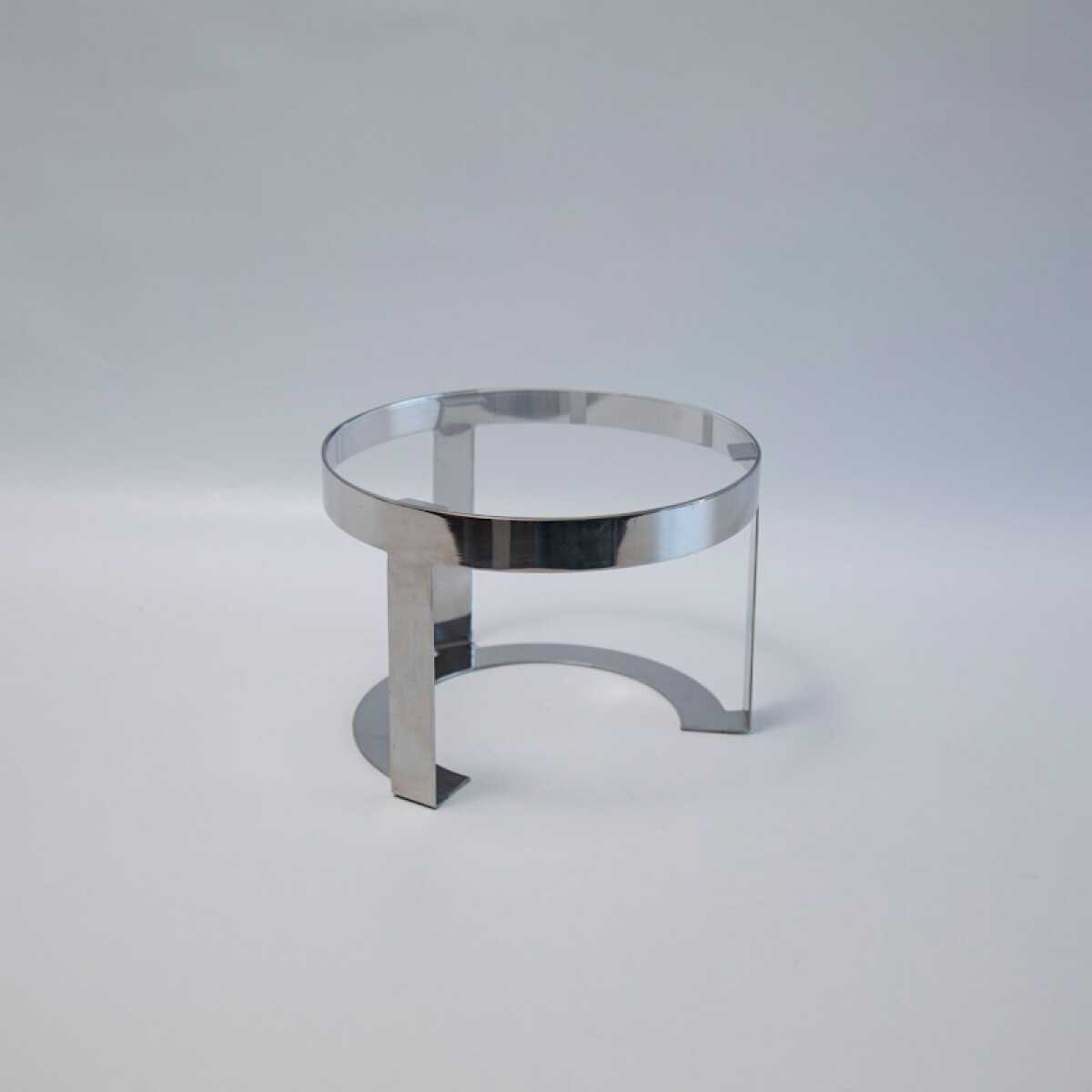 Exhibidor Volf Buffet de Acrilico y Acero 