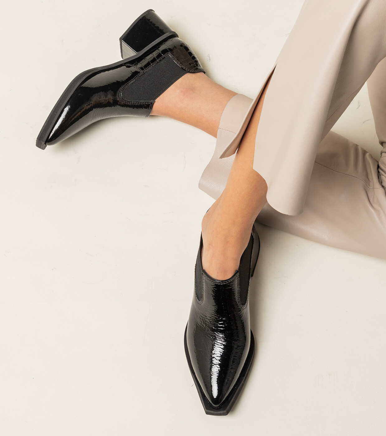Botines Naomi Charol Negro