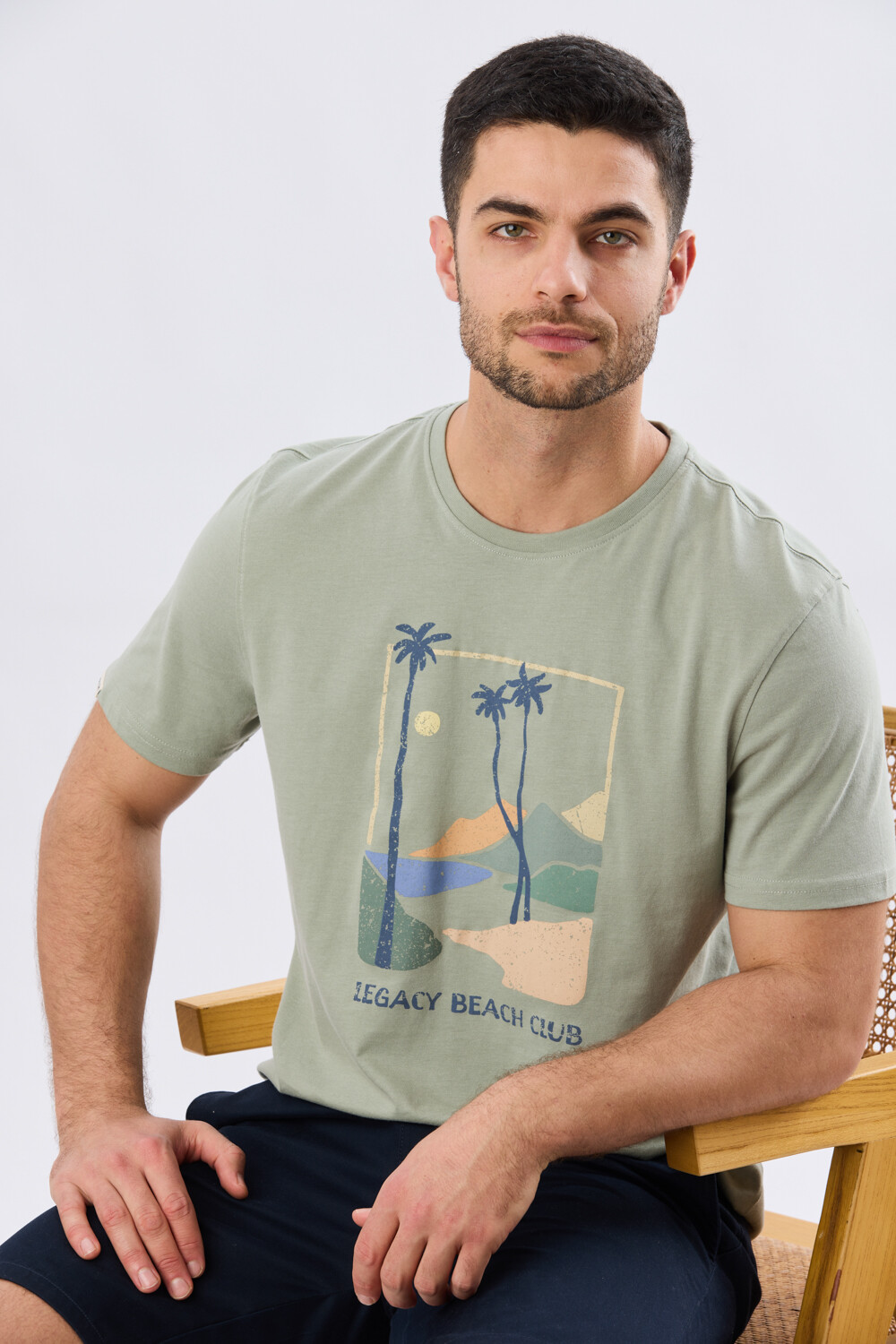REMERA ESTAMPADA DE ALGODÓN Pistacho