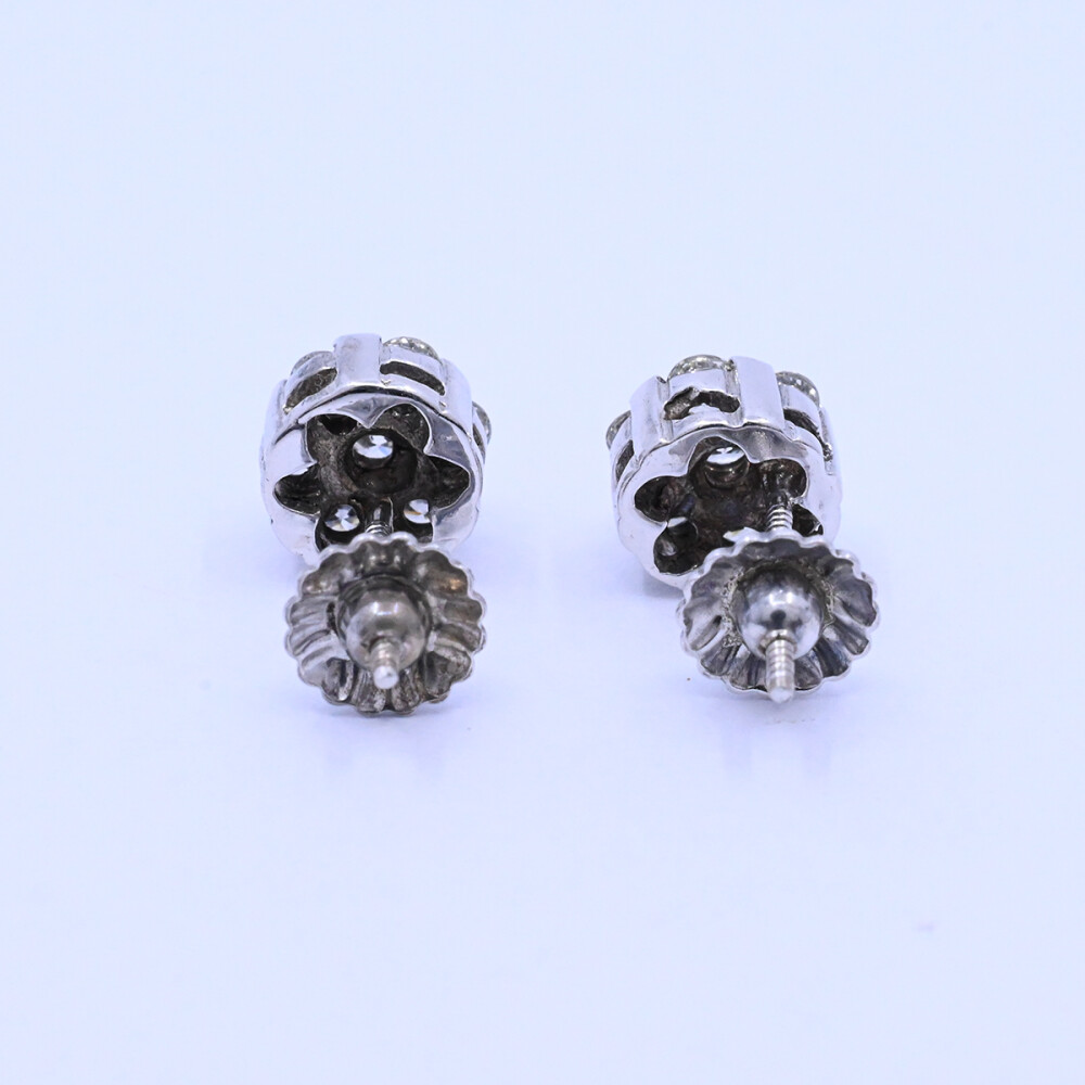 Caravanas oro 18k blanco con brillantes. Caravanas oro 18k blanco con brillantes.