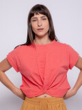 REMERA ALEXIA Coral