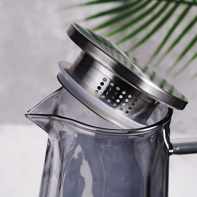 Jarra de Vidrio con Tapa 1.8L Jarra de Vidrio con Tapa 1.8L