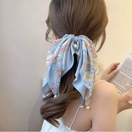 Colita Para Cabello Tipo Pañuelo Celeste