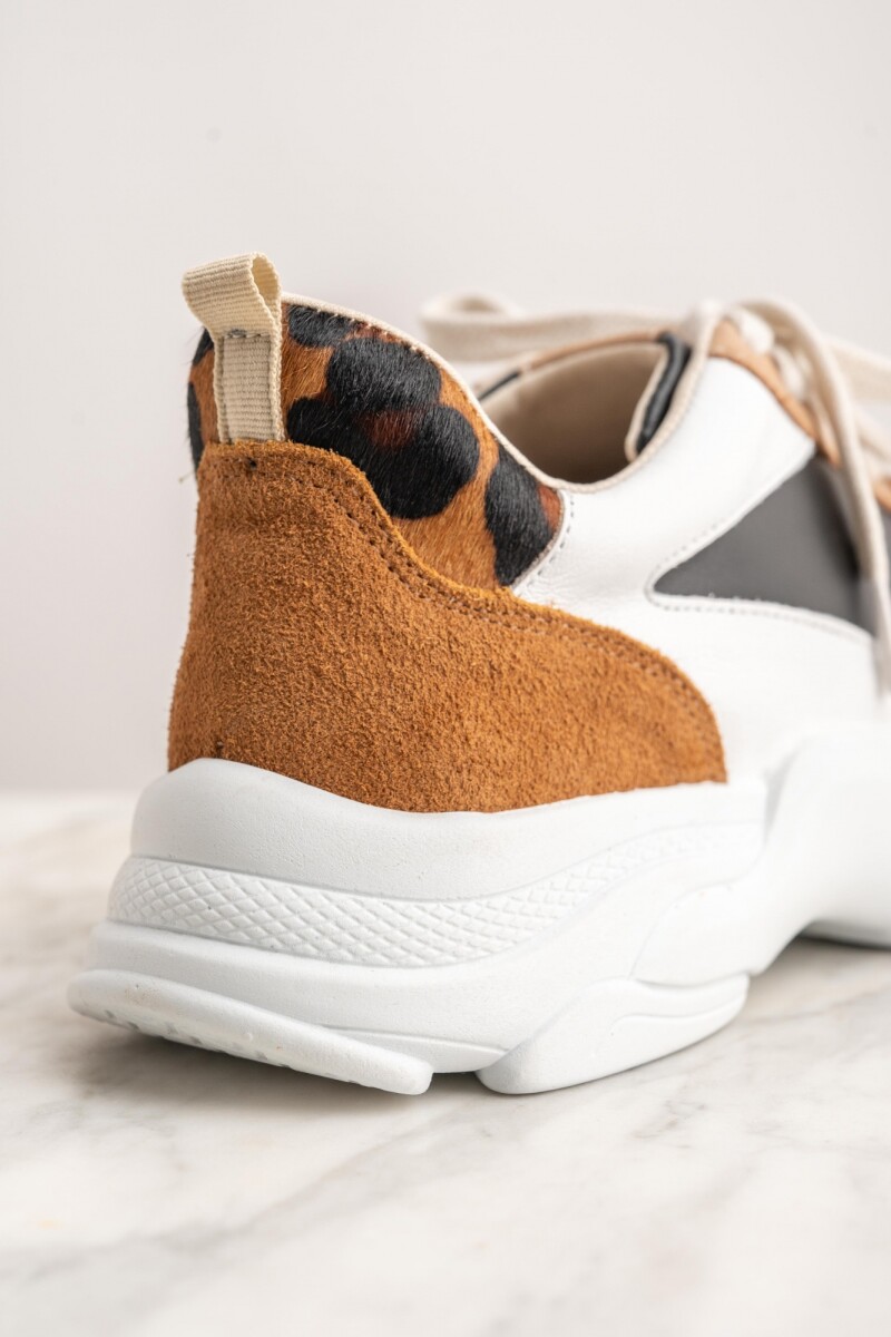 Zapatilla Combinada Whisky