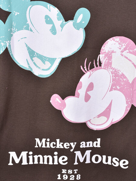 REMERA BROKEN M&M MARRON OSCURO