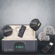 Set x2 Micrófonos Solapero Klasse con Estuche de Carga | USB-C + Lightning | Corbatero Set x2 Micrófonos Solapero Klasse con Estuche de Carga | USB-C + Lightning | Corbatero