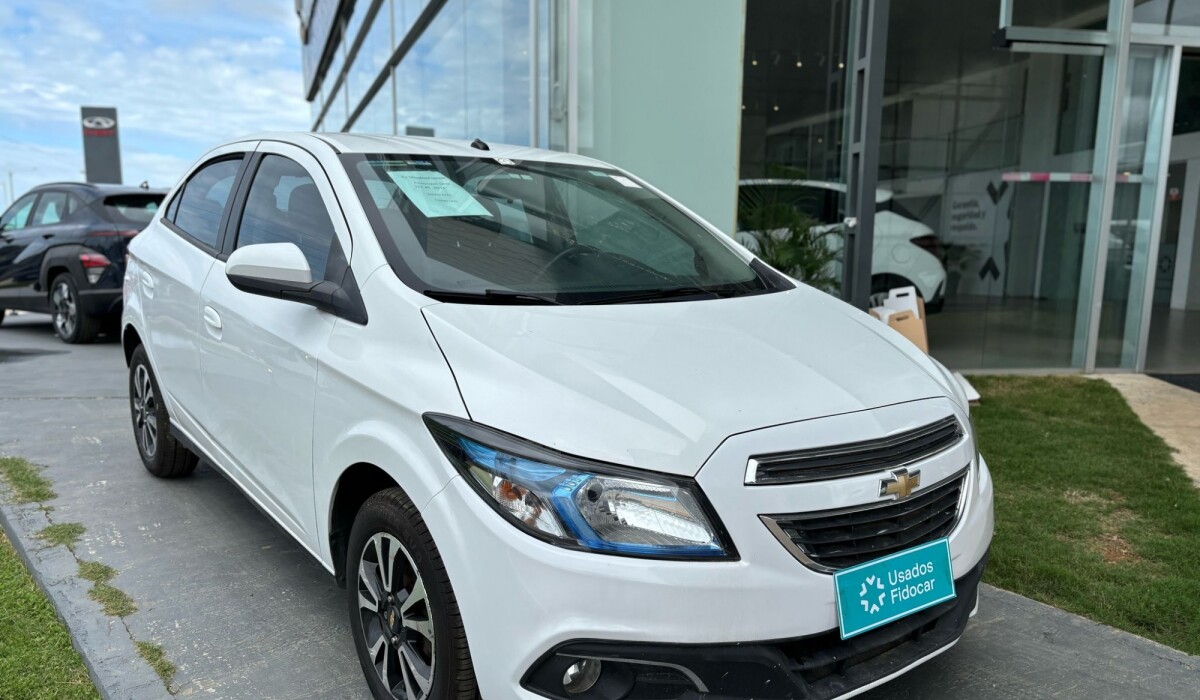 Chevrolet Onix LTZ AT - 2014 Chevrolet Onix LTZ AT - 2014