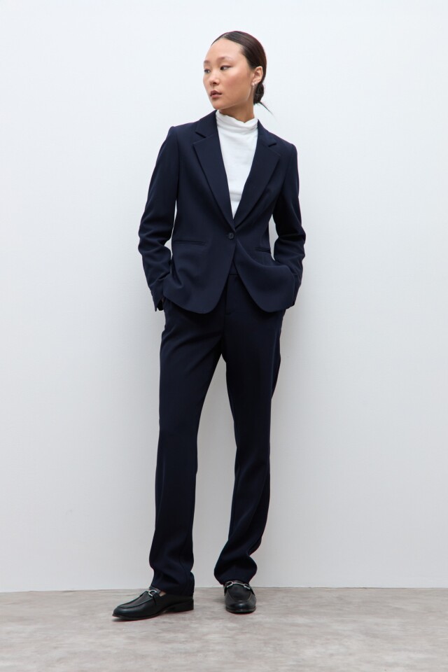 Blazer clásico azul marino