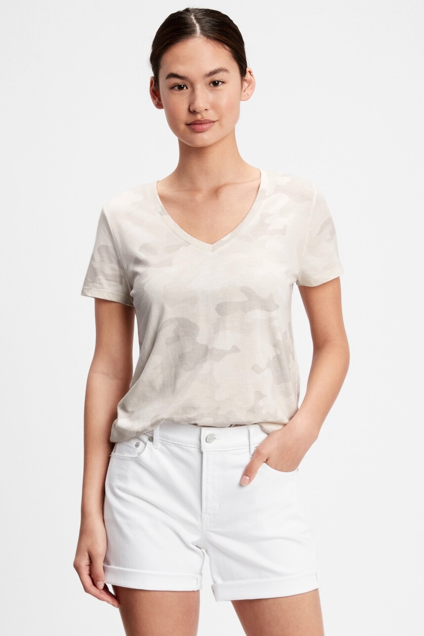 Remera Manga Corta Cuello V Mujer Grey Camo