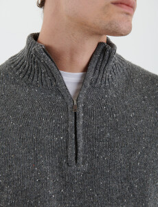 470421 REMERA HARRY Gris Oscuro