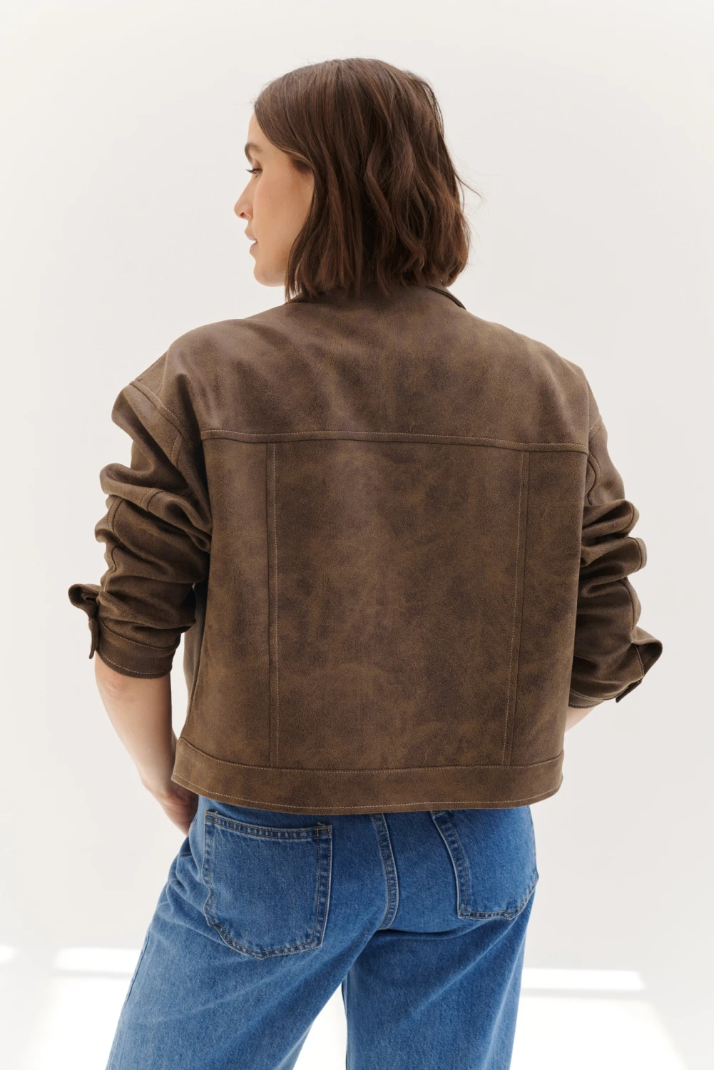 CHAQUETA VEGAN marron 2