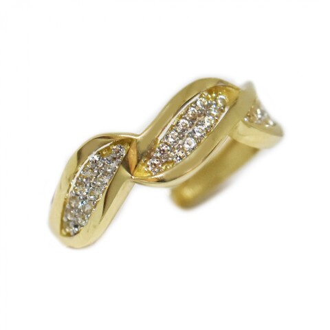 Anillo en Oro 10 Kilates con Zirconias Anillo en Oro 10 Kilates con Zirconias