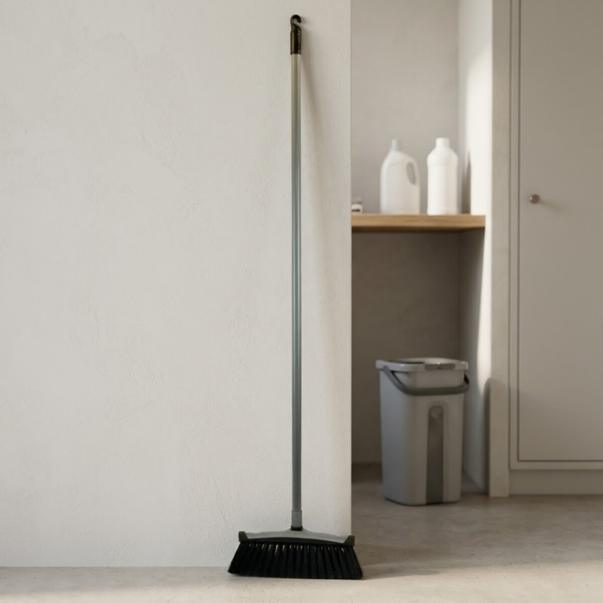 Escoba - GRIS 