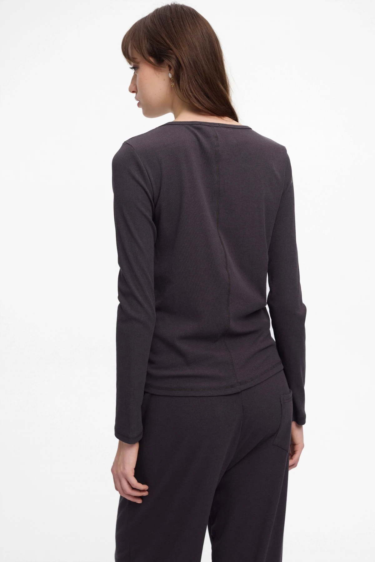 Remera Ágata Gris Oscuro