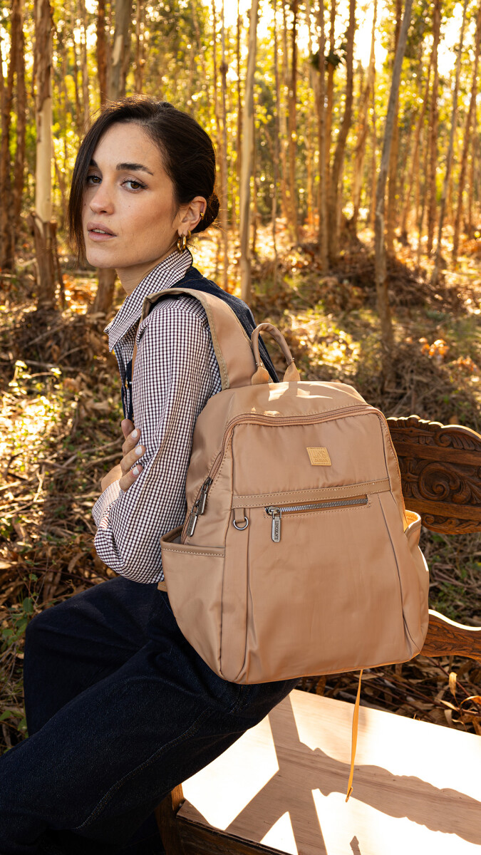MOCHILA ZURICH - AVELLANA 
