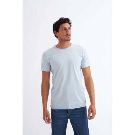 Remera básica Calt Cielo