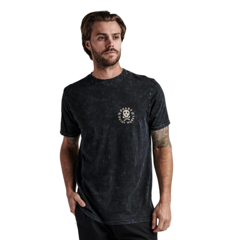 Remera Roark Guideworks Skull Remera Roark Guideworks Skull