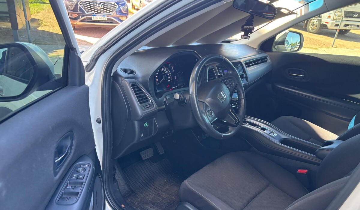 Honda HRV 1,8 HR-V EX CVT - 2017 Honda HRV 1,8 HR-V EX CVT - 2017