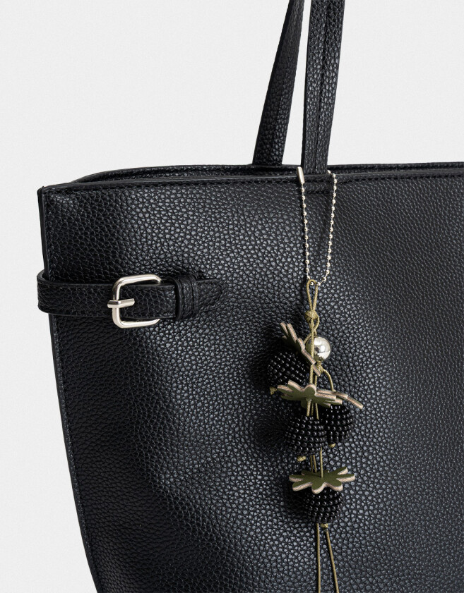 Shopper Cartera Shopper Con Charm - Negro
