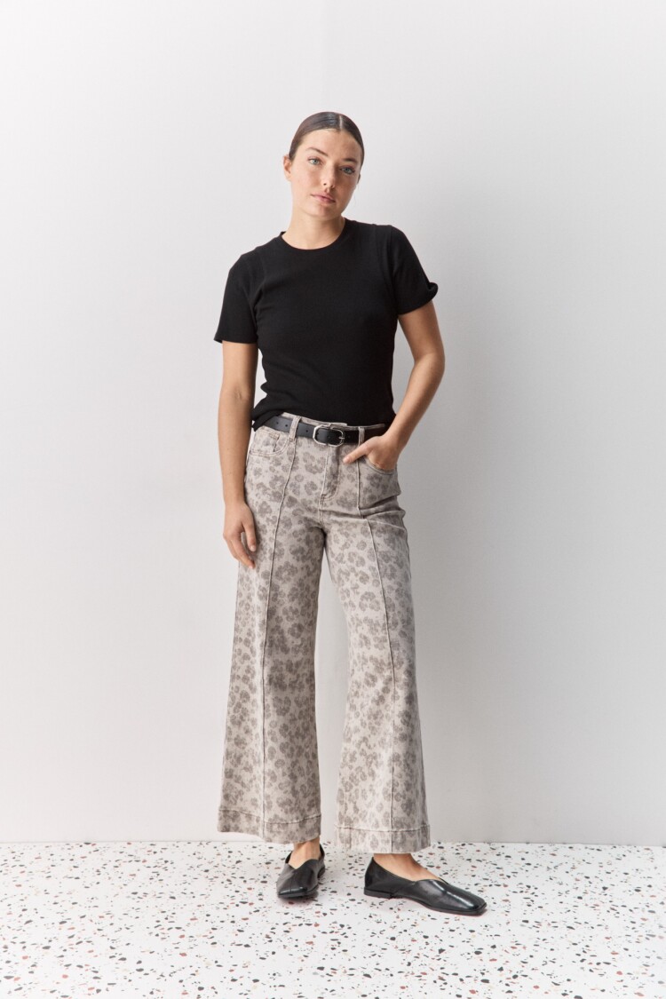 REMERA AGAVE Negro