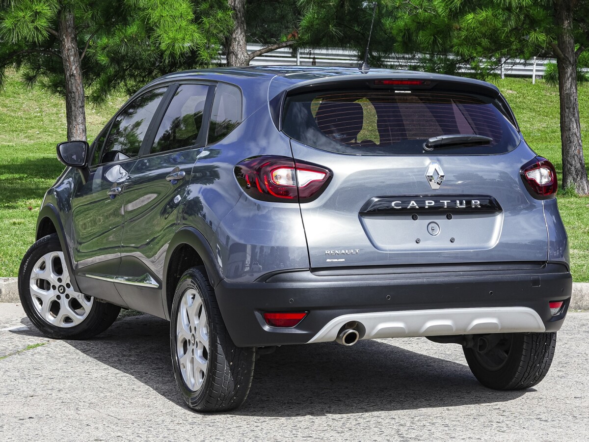Renault Grand Captur Zen 2.0 MT| Permuta / Financia Renault Grand Captur Zen 2.0 MT| Permuta / Financia