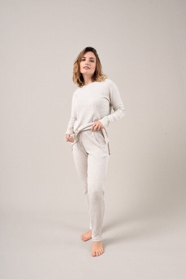 Pijama Confy Beige