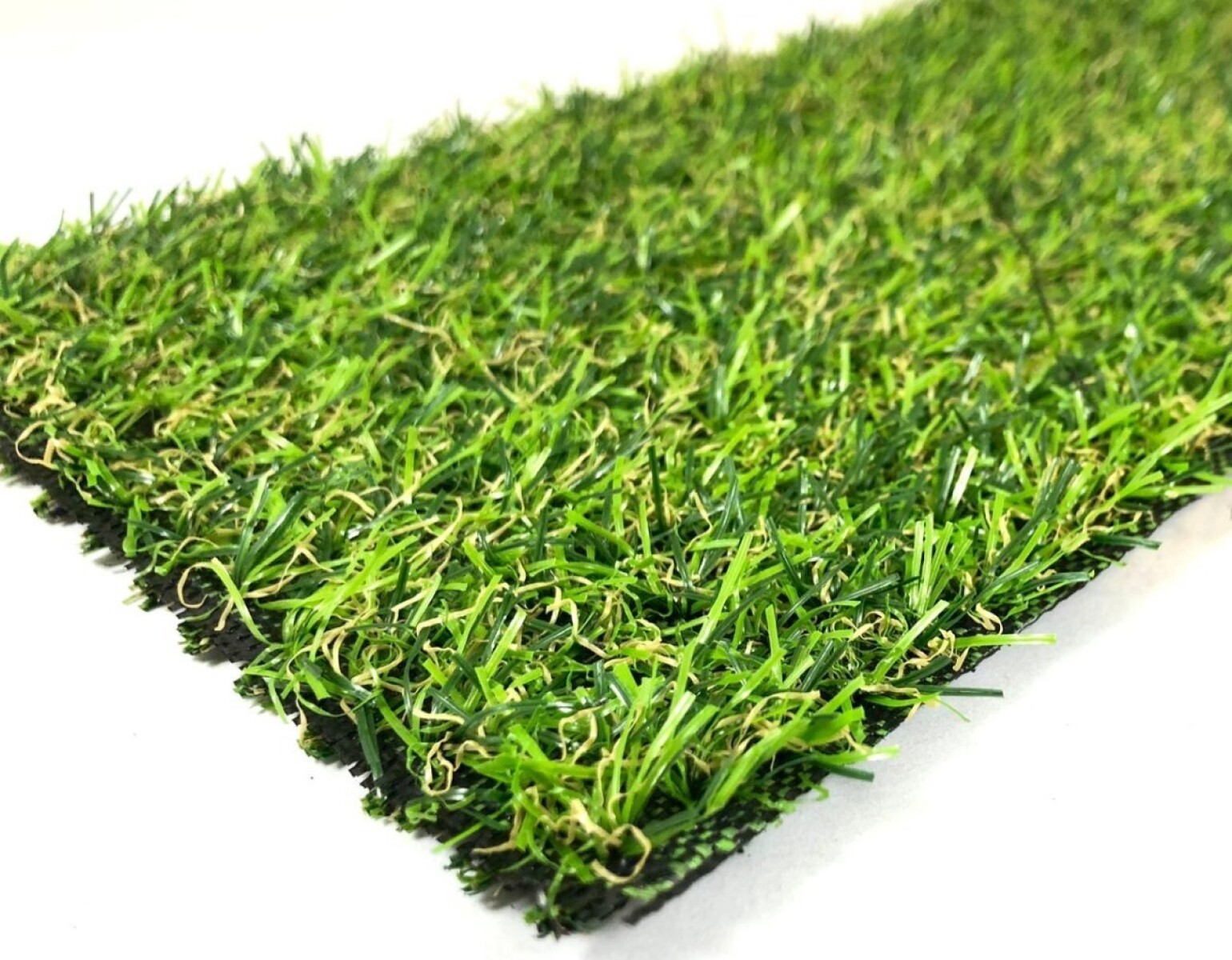 Pasto artificial 2m de ancho - 15mm 